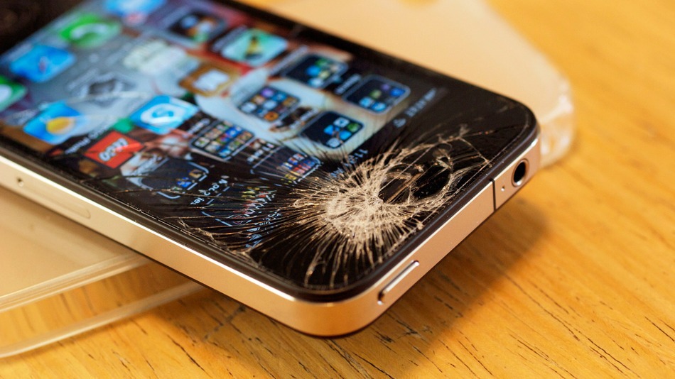 Ce se intampla daca nu aveti un geam de protectie pentru iPhone?